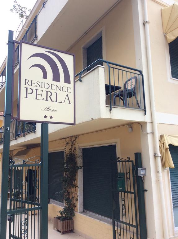 Residence Perla อาลัสซิโอ ภายนอก รูปภาพ